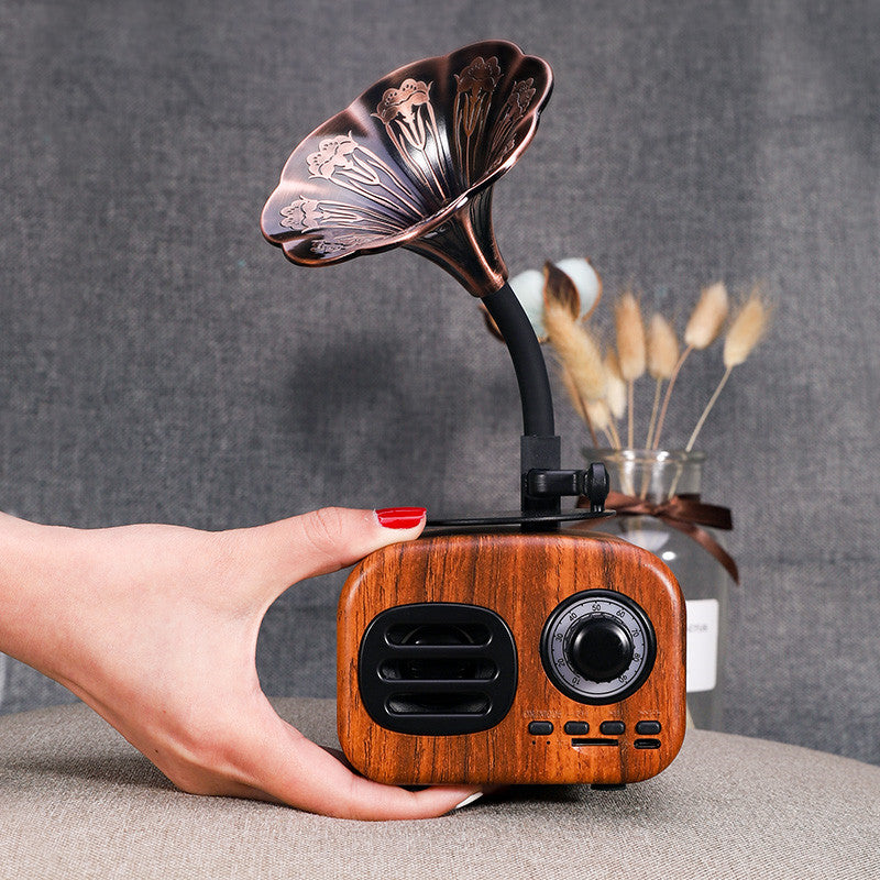 Retro Gramophone Bluetooth Speaker – Wood