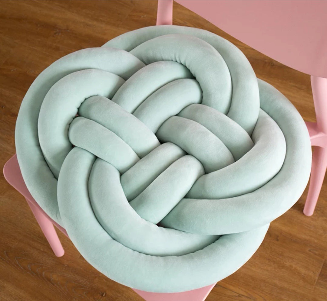 Knot Pillow – Mint Green