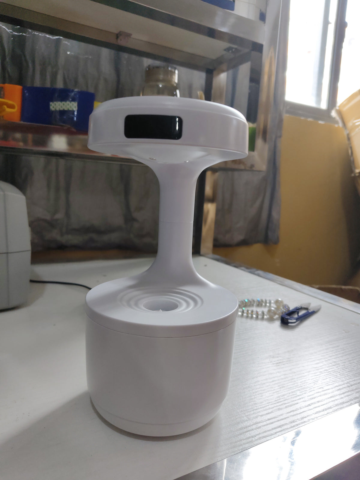 Anti-Gravity Water Drop Humidifier – photo 4
